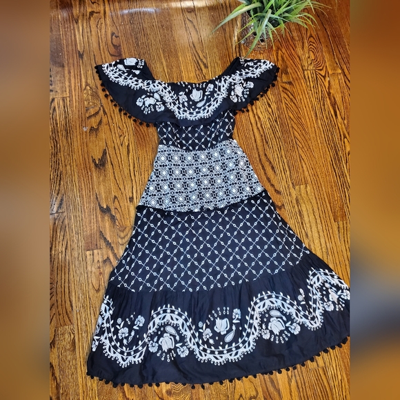 Anthropologie Marisol Off-The-Shoulder Midi Dress - Picture 10 of 15